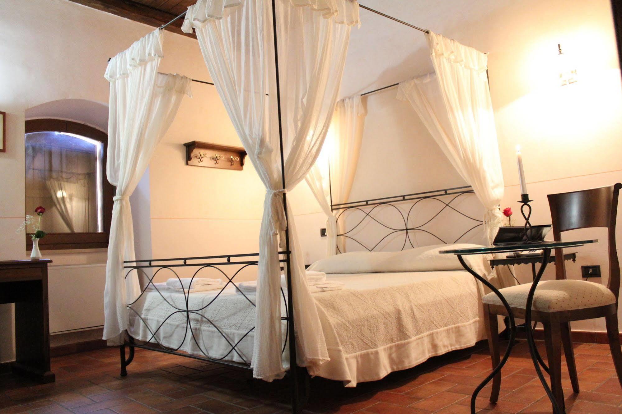 Valle Rosa Spoleto Luaran gambar