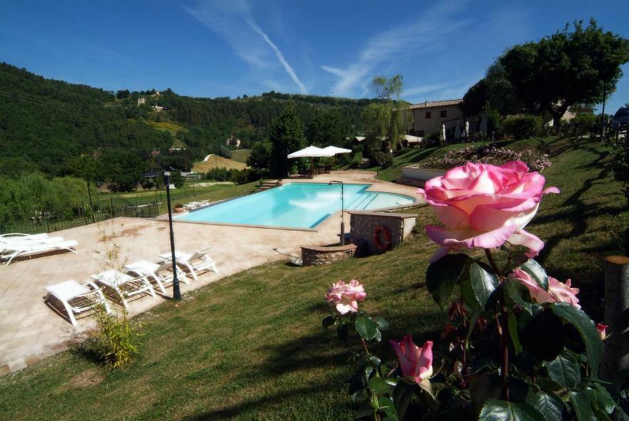 Valle Rosa Spoleto Luaran gambar